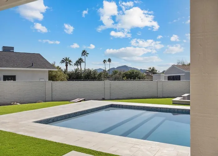 Petey's Paradise In The Heart Of Holiday home